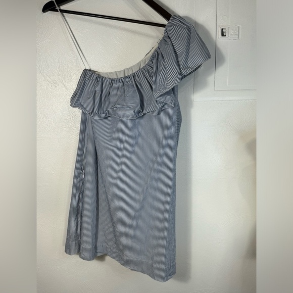 Medium Abercrombie and Fitch, one shoulder ruffle striped dress - Picture 6 of 8